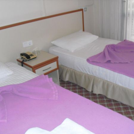Kerman Hotel Çeşme Εξωτερικό φωτογραφία