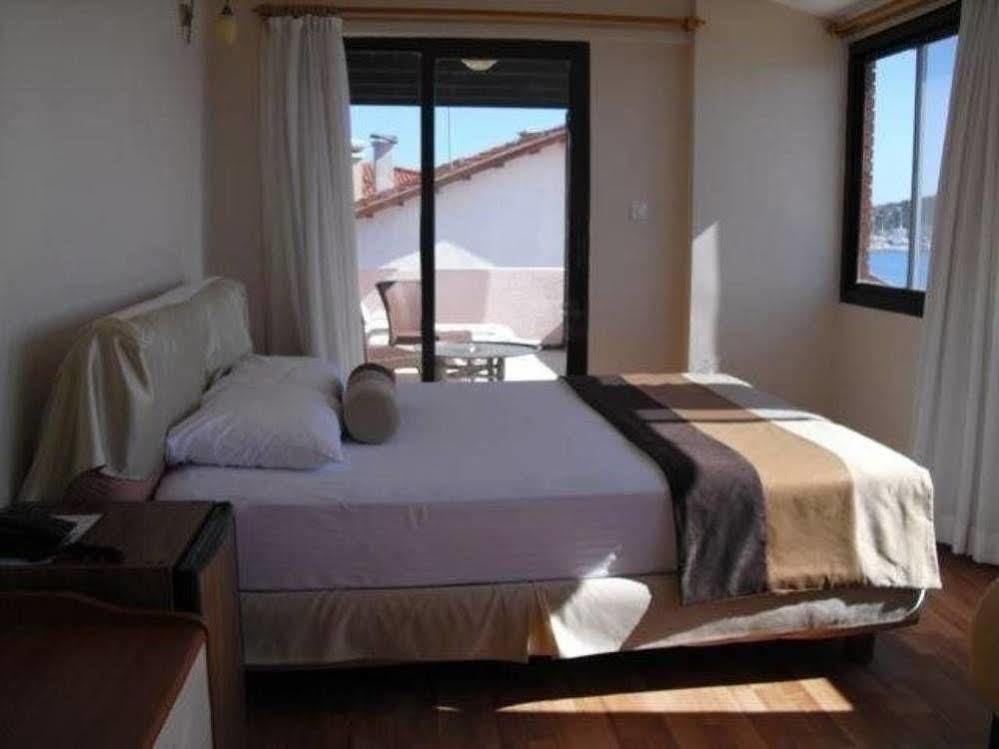 Kerman Hotel Çeşme Εξωτερικό φωτογραφία