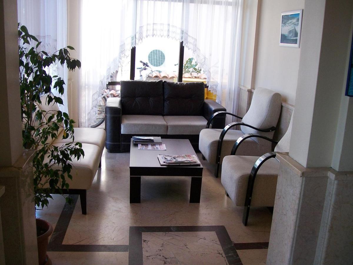 Kerman Hotel Çeşme Εξωτερικό φωτογραφία